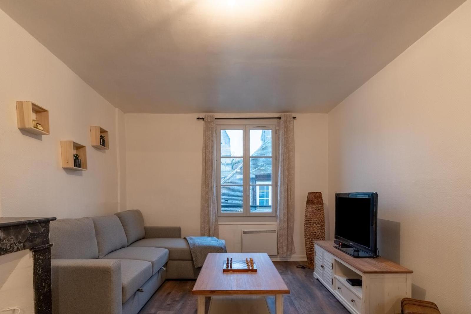 Appartement Au Coeur De Senlis Senlis  Esterno foto