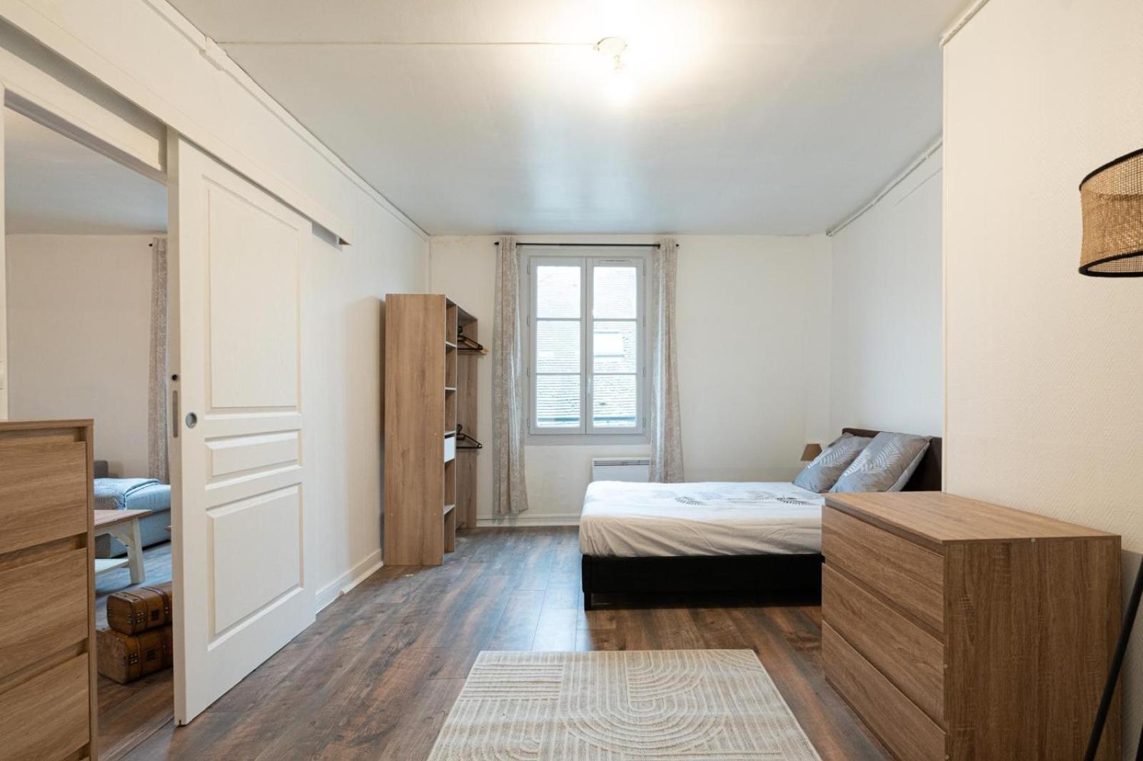 Appartement Au Coeur De Senlis Senlis  Esterno foto