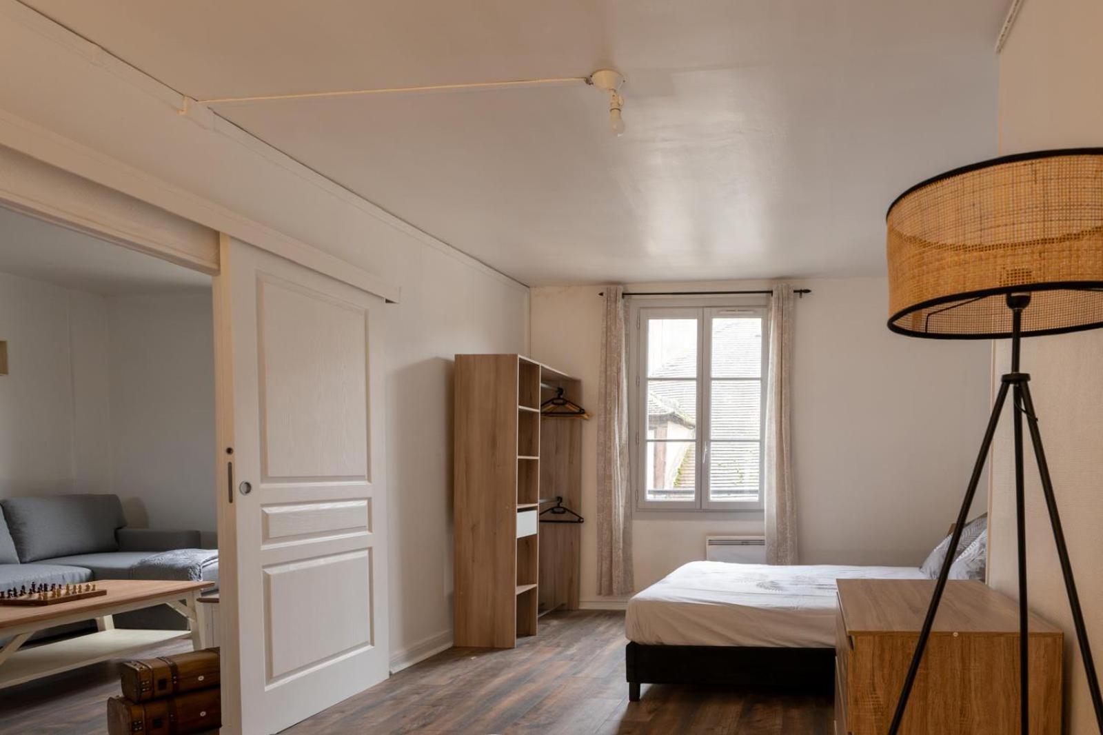 Appartement Au Coeur De Senlis Senlis  Esterno foto